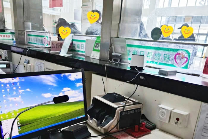 小小窗口對(duì)講機(jī)，解決醫(yī)院便民大問(wèn)題